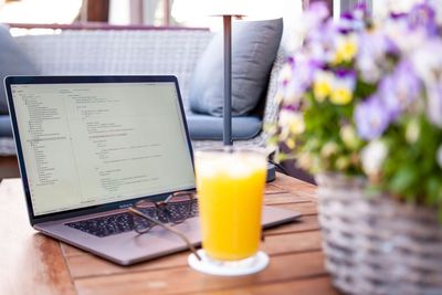 Salesforce запускает корпоративный продукт для вайбкодинга