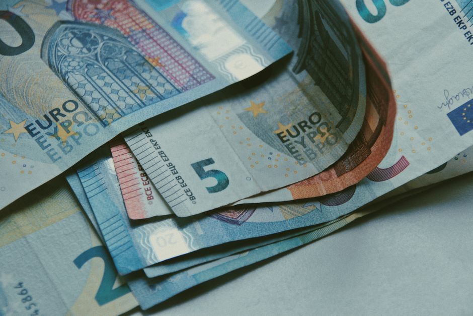Латвия: рекордная утечка данных 1,2 млн человек и 200 тыс. компаний из CSDD