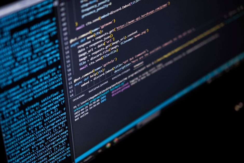 API-безопасность: уязвимости в Cisco Secure Email Gateway, массовая кража данных в Дании через слабый пароль и новые инструменты для защиты открытого кода
