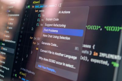 Навыки будущего: чему учить программистов, когда ИИ пишет 70% кода?